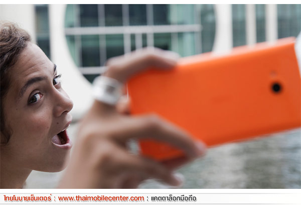 Nokia Lumia 735